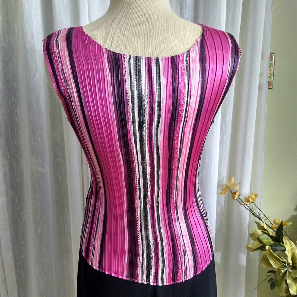 J a i p u r  size med sleeveless top multi colors